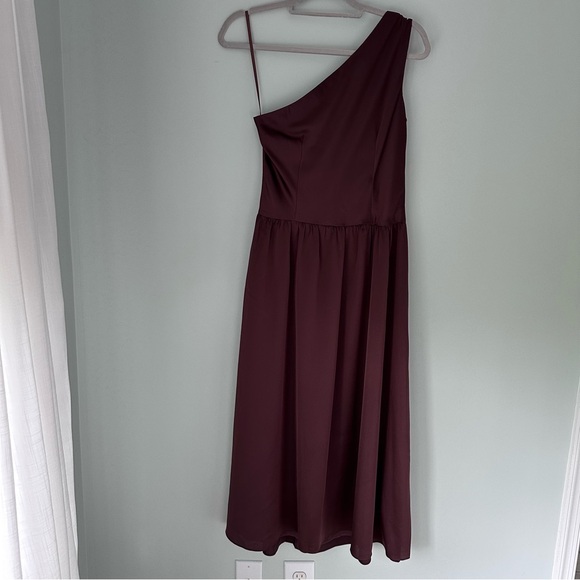 One-Shoulder Flare Midi Dress - Picture 2 of 7